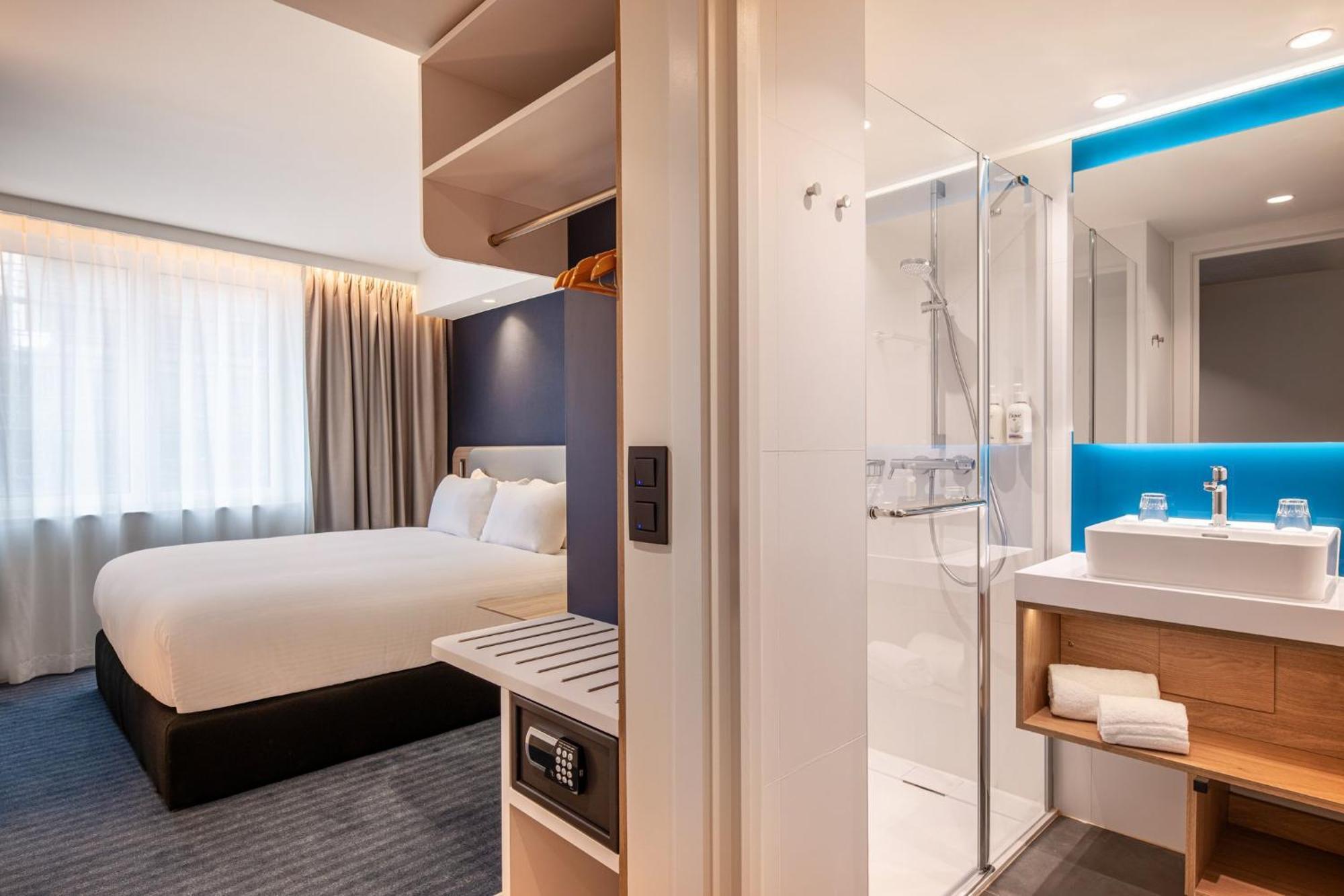 Holiday Inn Express & Suites Ghent By Ihg Exterior photo