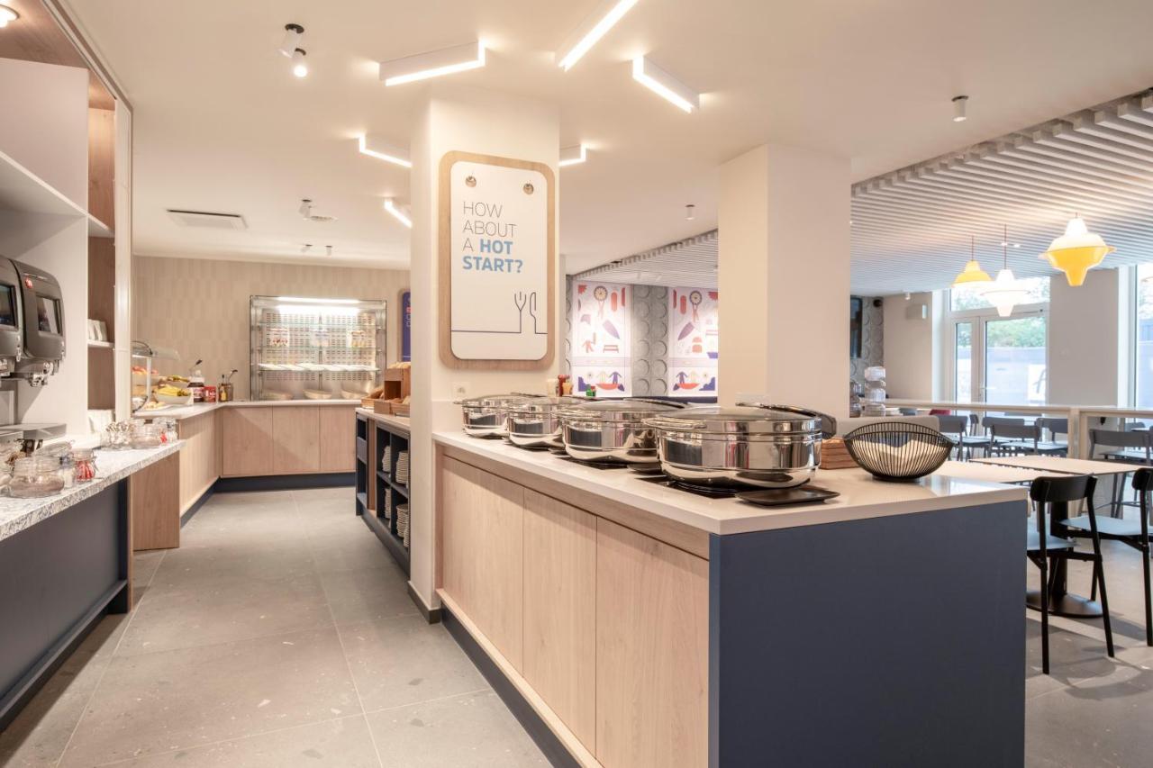 Holiday Inn Express & Suites Ghent By Ihg Exterior photo